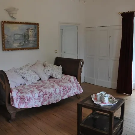 Bed & Breakfast Chateau De La Chaussee Brain-sur-Allonnes